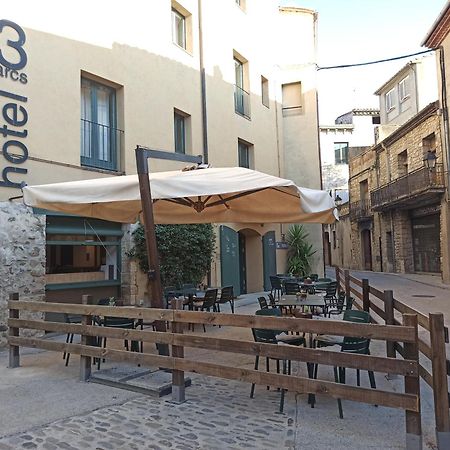 Hotel 3 Arcs Besalu Exterior photo